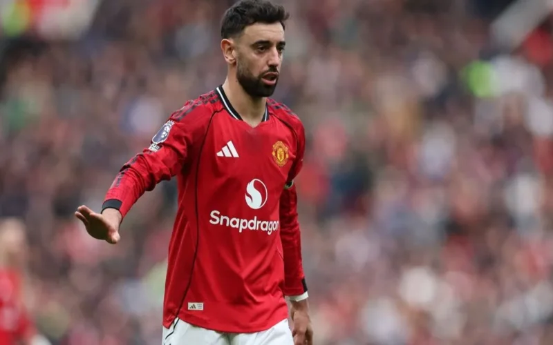 برونو فيرنانديز يكشف سر سعادته الحقيقية داخل ملعب كرة القدم مع زملائه